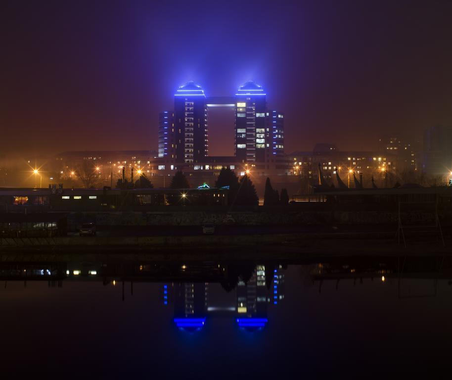 Khortitsa Palace Hotel Zaporizhia Buitenkant foto