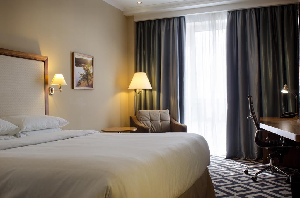 Khortitsa Palace Hotel Zaporizhia Buitenkant foto